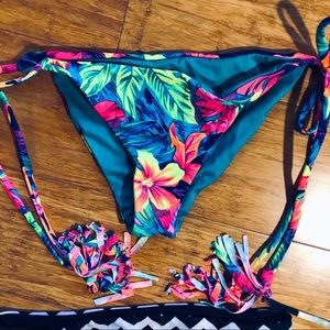Reversible Bikini Bottom W Fringed Ties